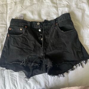 levi 501 black shorts